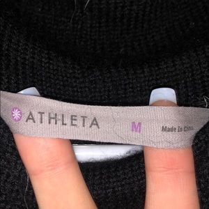 Black athleta sweater